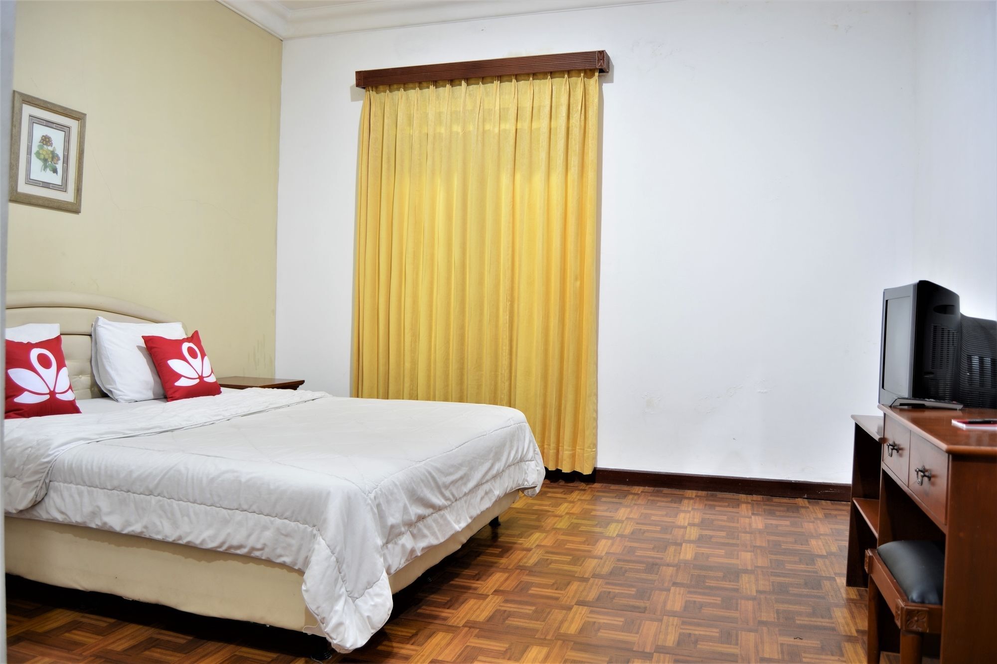 Zen Rooms Basic Cipanas Km.78 Esterno foto